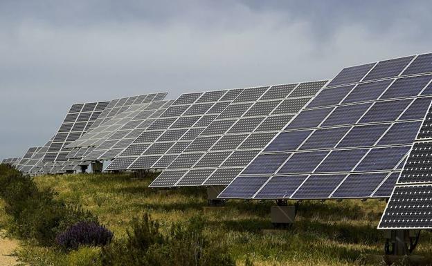 La Junta autoriza un parque solar fotovoltaico de 4.170 paneles en Brieva
