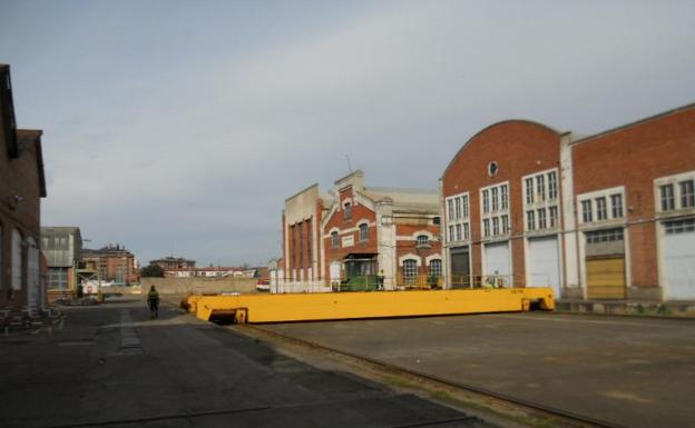 Renfe invertirá 440.000 euros para una cabina de pintura antes del traslado a las naves de San Isidro