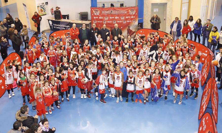 La SuperLiga Dia-FEB para la cantera arranca en Salamanca con 144 niñas