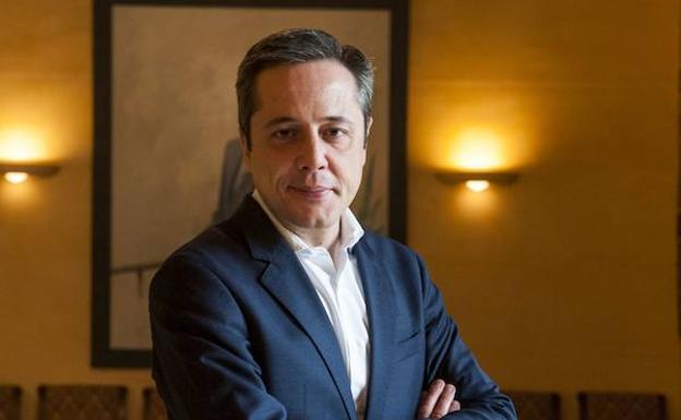 Segovia baraja las calles Daoíz y Constitución para probar el vehículo conectado