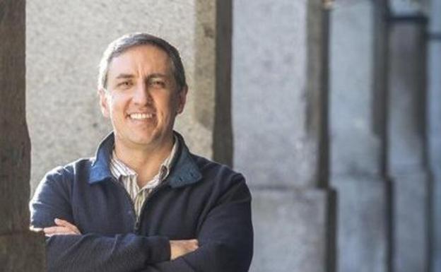El diputado nacional abulense García-Hernández, número tres de la IDU