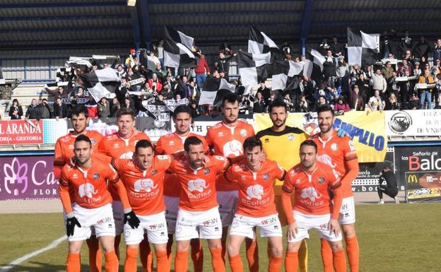 Más revolución de lo esperado en el once de Unionistas