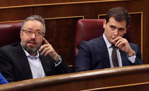 Un vacío legal permite a los partidos usar dinero público en campañas electorales