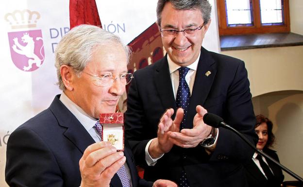 Cronista popular, hijo de León