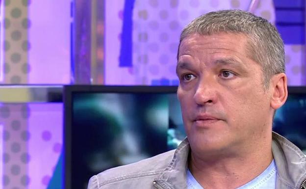 Acusan a Gustavo González, en 'Sálvame', de haber tenido varias amantes