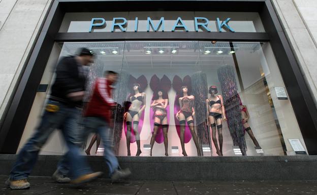 Cristina Pedroche luce la prenda que triunfa en Primark