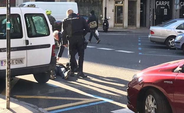 Un turismo atropella a un varón de 74 años en la avenida República Argentina de la capital