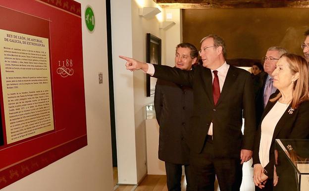 Ana Pastor se compromete a poner en valor la Cuna del Parlamentarismo