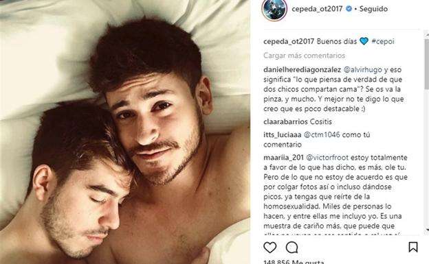 Cepeda y Roi protagonizan una escena polémica