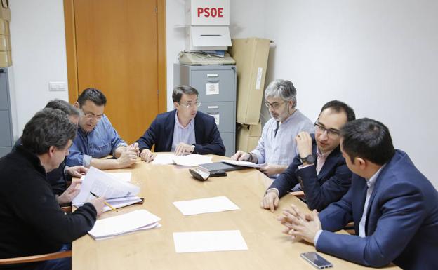 El PSOE pide un estudio sobre la recuperación del tren a Plasencia