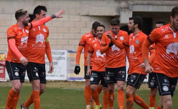 Unionistas se baja al barro para volver al liderato