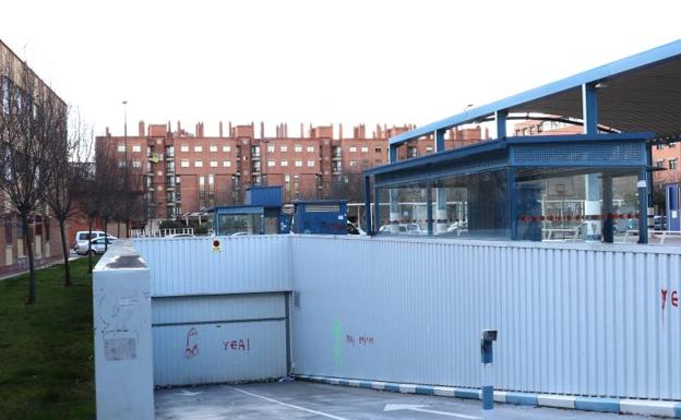 El Ayuntamiento rebajará el 50% el precio de las plazas del 'parking' de La Victoria para darle salida