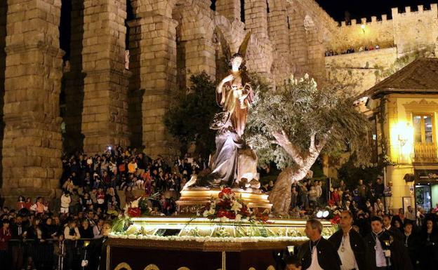 Programa de procesiones del Viernes Santo, 30 de marzo, en Segovia