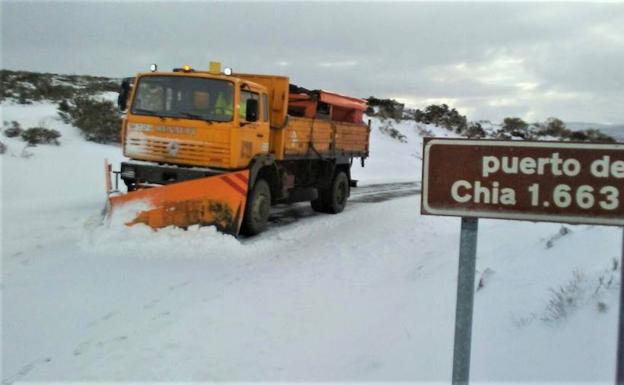 Cuarenta carrteras han necesitado de intervención en la provincia de Ávila por la nieve
