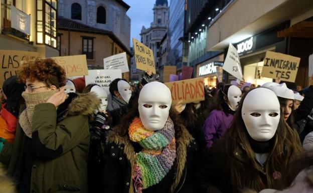 14.000 personas gritan contra la desigualdad en Valladolid