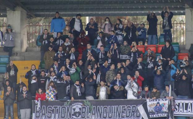 El Salmantino lanza dos promociones para ganar apoyo social de cara al partido ante el líder Astorga