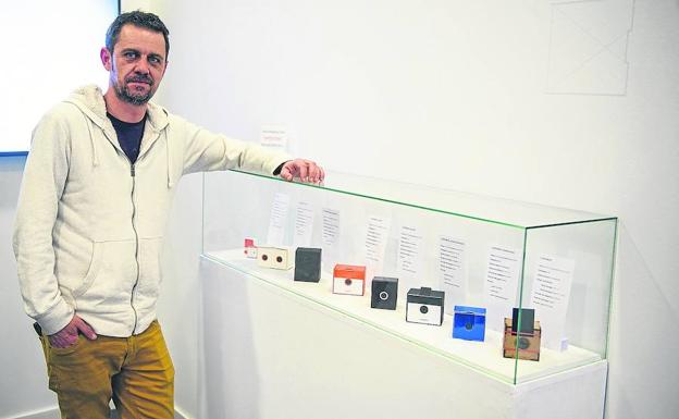 «Cualquiera se cree fotógrafo»