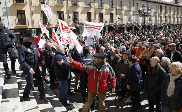 5.000 palentinos se manifiestan en la capital «por unas pensiones dignas»