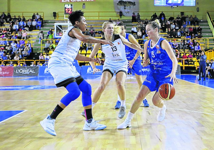 Avenida tratará de ganar hoy para atar ya el primer puesto de la liga regular