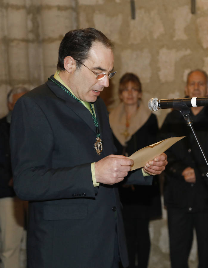 Jura de cargos en la cofradía Vera Cruz de Palencia