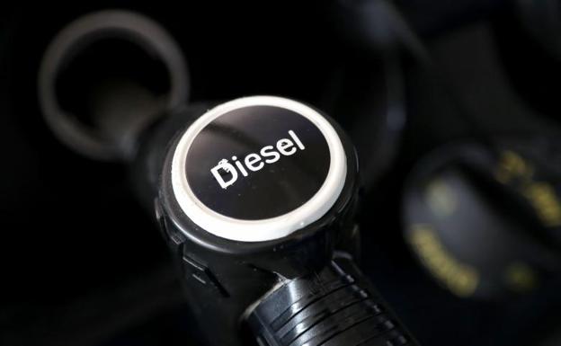Juzgan en Valladolid a dos acusados de pedir gasóleo a nombre de una empresa y quedarse el combustible