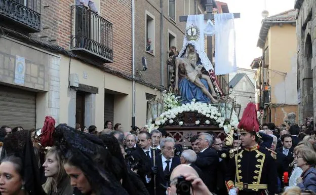Programa de procesiones del Viernes de Dolores, 23 de marzo, en León