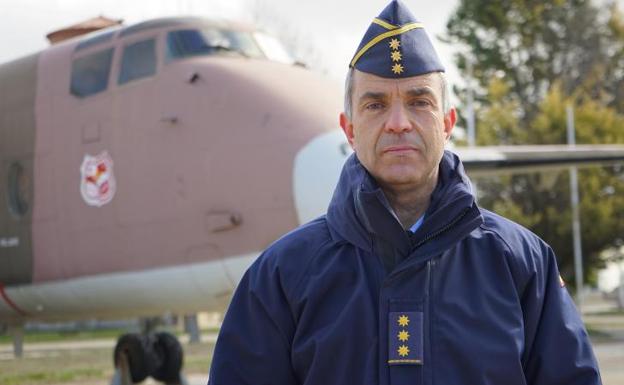 «El aeropuerto admite más vuelos, pero depende de las compañías»