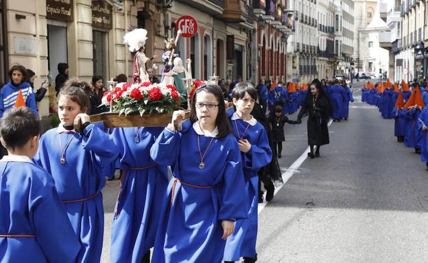 El futuro cofrade de Palencia sale a la calle en la procesión infantil