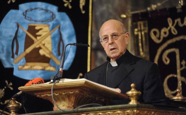 El arzobispo de Valladolid da inicio a la Semana Santa de Tordesillas