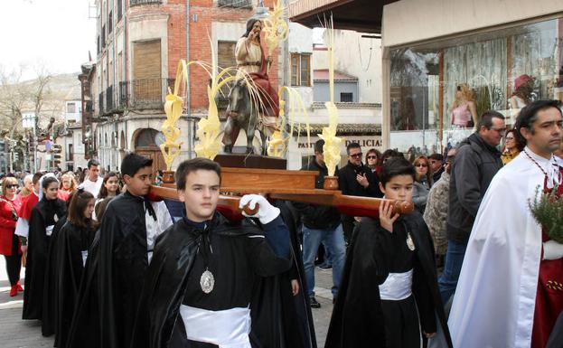 La Procesión de los Ramos abre en Cuéllar las celebraciones