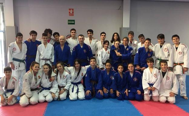 El Doryoku salmantino se queda a un punto del ascenso a la Segunda División de judo