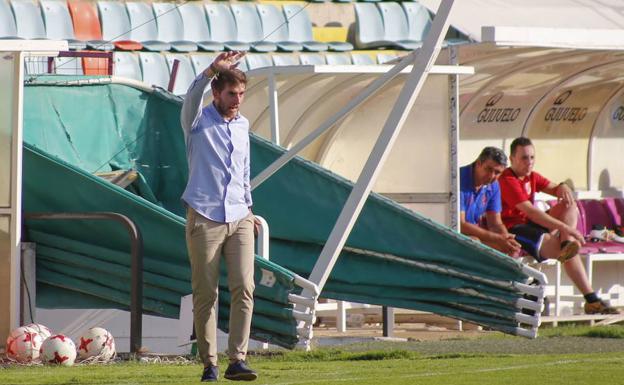 La victoria de La Bañeza ante La Virgen relega al Salmantino al sexto puesto de la clasificación