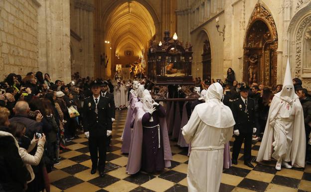 El mal tiempo también anula la procesión del Santo Entierro