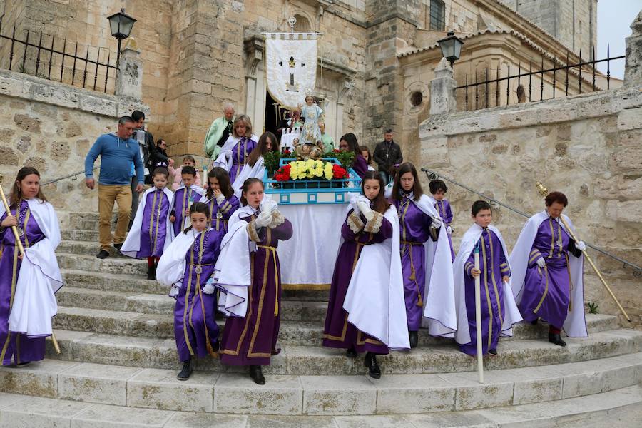 Los niños, protagonistas de la despedida de la Semana Santa en Baltanás