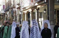 El Rompimiento del Velo despide la Semana Santa en Palencia