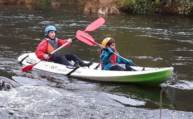 La Diputación convoca 80 plazas escolares para el programa deporte y naturaleza