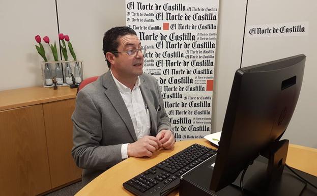 El alcalde de Viana de Cega: «El pasado día 26 se aprobó en pleno la implantación de la fibra óptica de Telefónica»