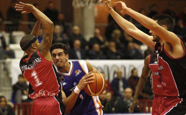 Sigue el partido entre el Carramimbre Valladolid y el Chocolates Trapa