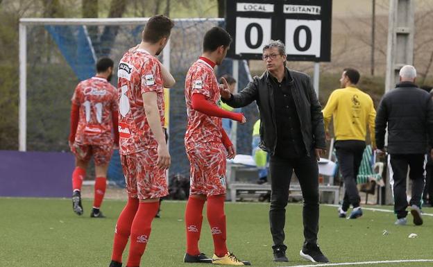 El técnico del CD Guijuelo es sancionado con cuatro partidos