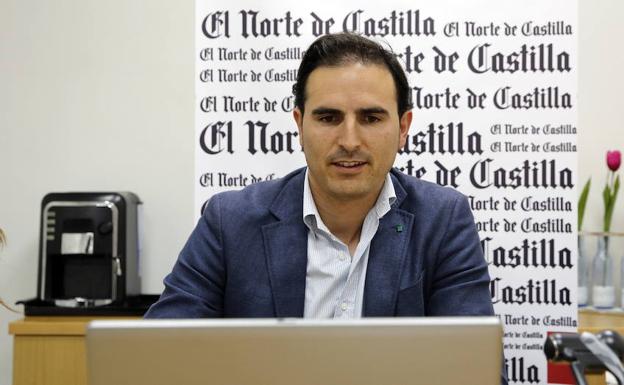 Guzmán Gómez, alcalde de Nava: «El día en el que pierda la ilusión, me iré sin que me echen»