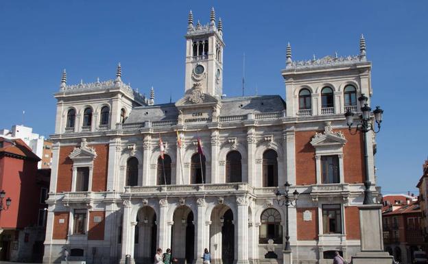 Estos son los ediles del Ayuntamiento de Valladolid que tienen máster