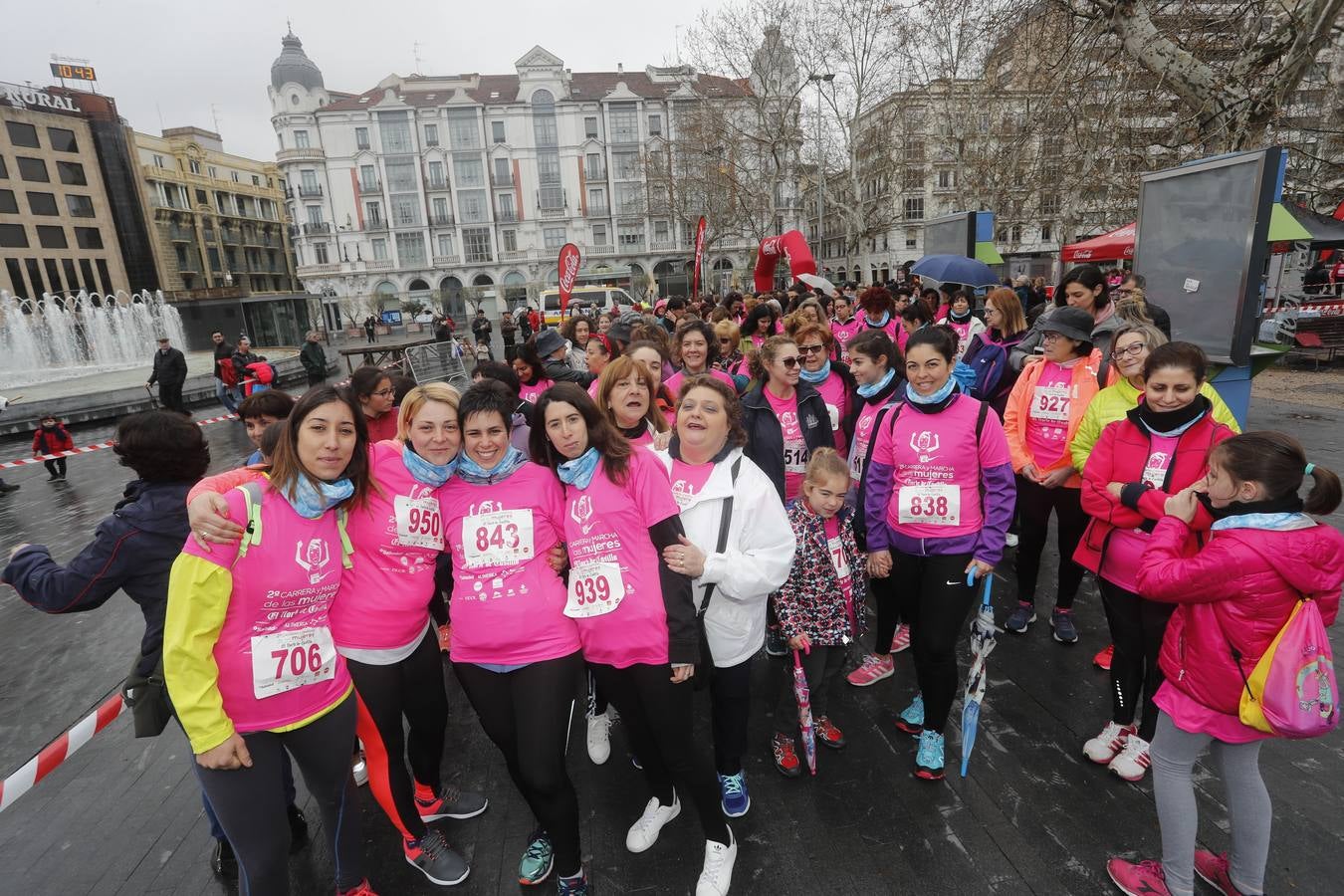 Participantes en la II Carrera y Marcha de la Mujer de Valladolid (2/4)