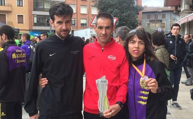 Dani Sanz, 11º en el Nacional de ruta de 10 km y bronce M-35, e Isabel Almaraz, campeona de España M-45