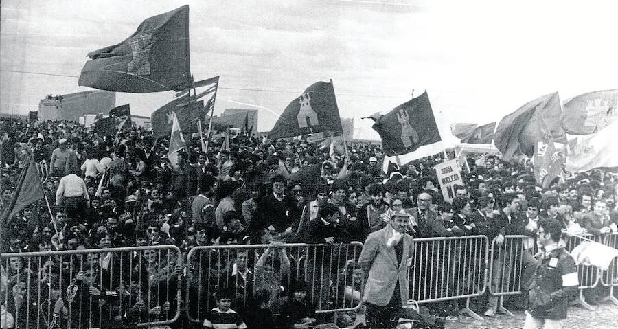 La fiesta más multitudinaria en la campa de Villalar