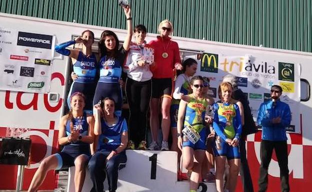El Triatlón Salamanca femenino, campeón del regional y el Triatlón Charro, segundo