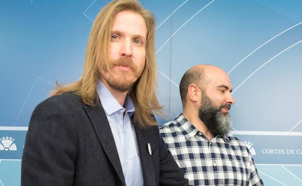 Pablo Fernández tilda de «mala noticia» que Puente tenga como «referencia» al PP y no a Podemos