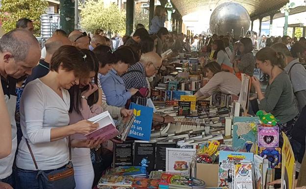 ¿Sabías que el Día del Libro se celebraba en otoño?