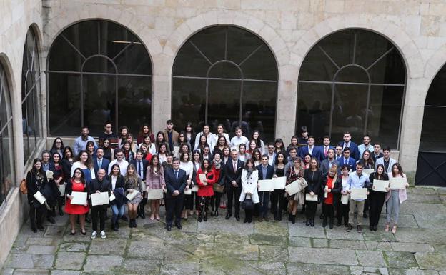El 80% de los másters que imparte la Universidad son presenciales