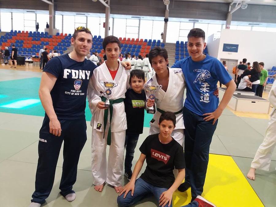 Los judokas salmantinos brillan en el Campeonato Regional de las categorías infantil y cadete