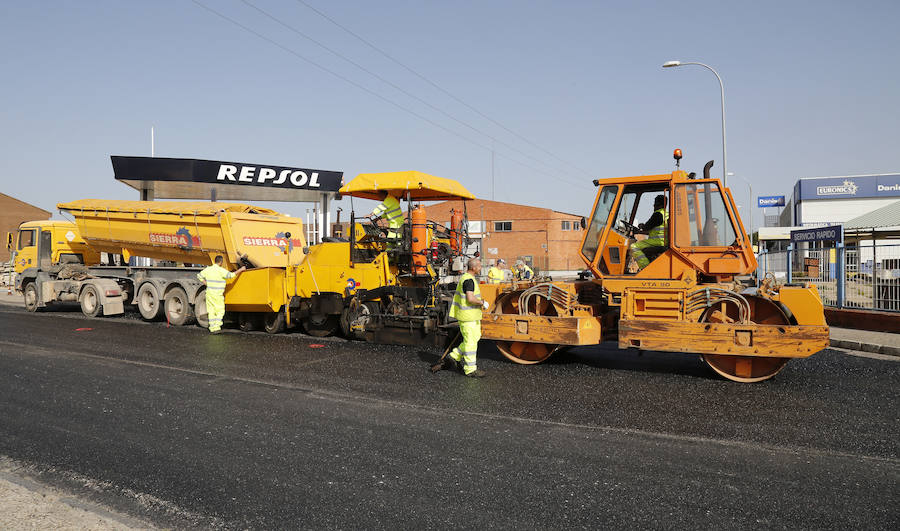 Asfaltado de varias calles de la capital